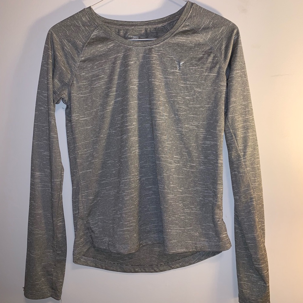 Old navy active long sleeve tee